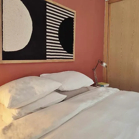 Queen Bedroom Aljezur